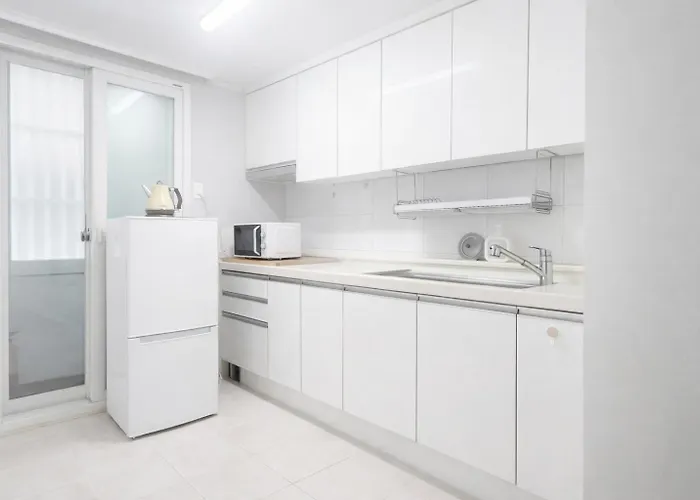 서교초등학교앞, White Linen House *
