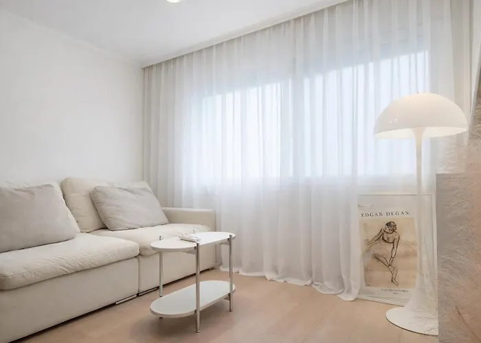 서교초등학교앞, White Linen House Seoul