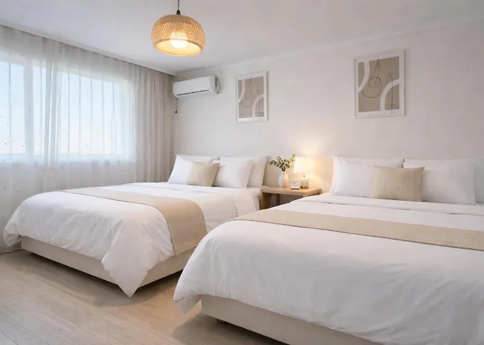 서교초등학교앞, White Linen House *